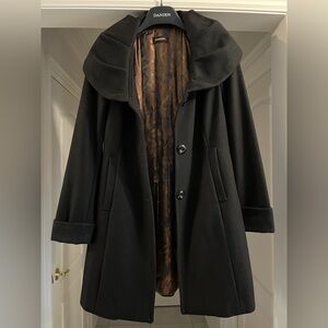 Danier Wool Pleated Collar Black Coat